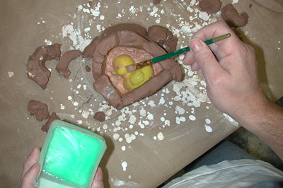 Coat object and plaster with mold release